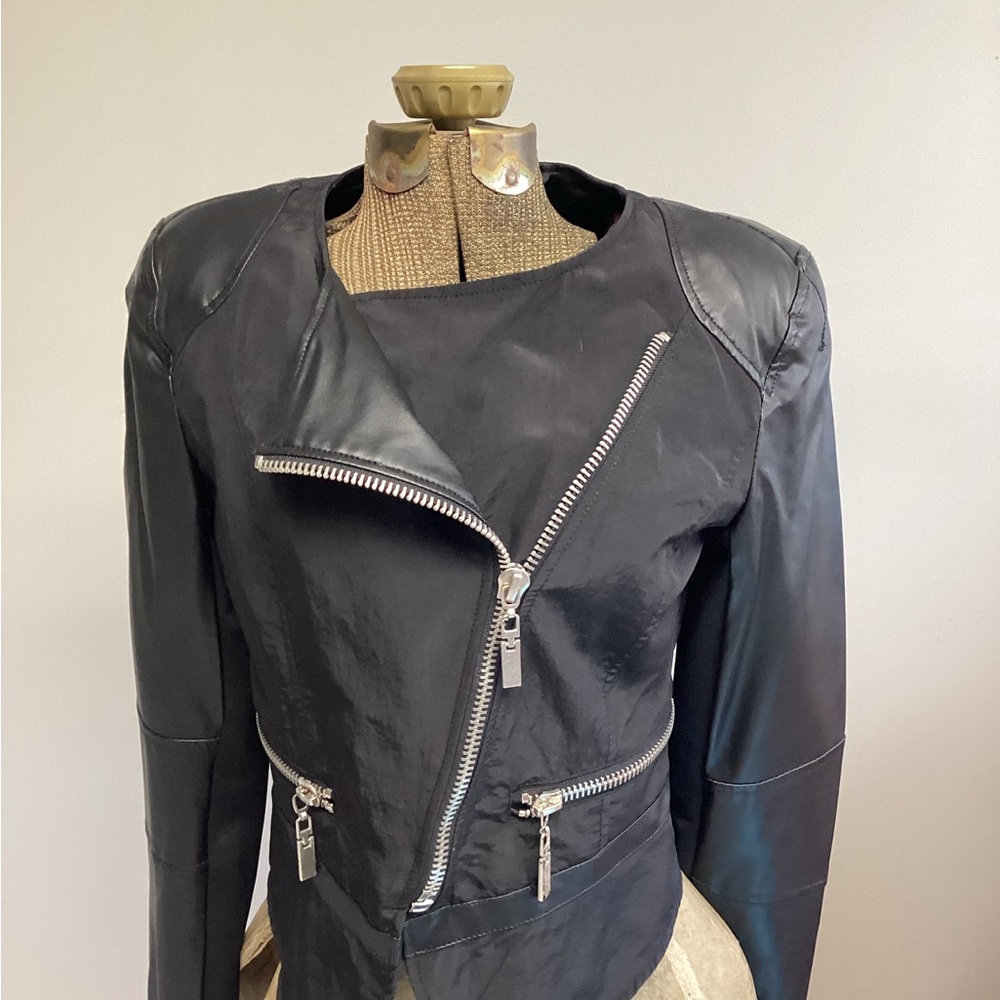 Stylish Black Women's Jacket